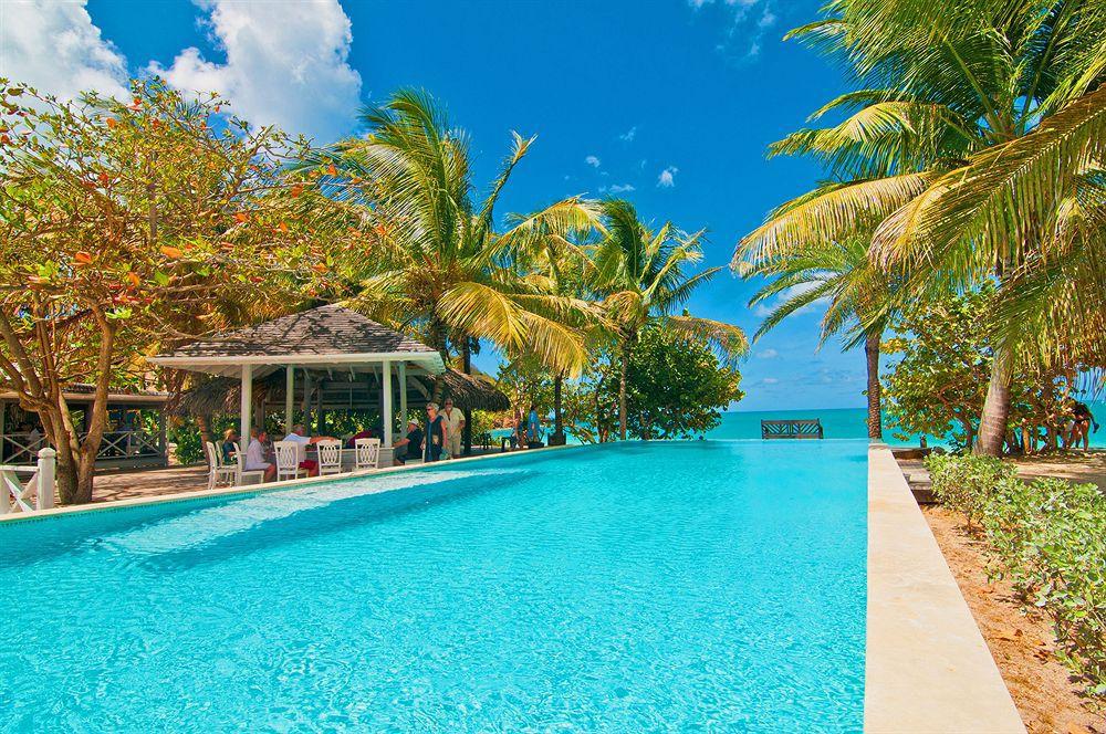 Coconut Beach Club Resort St. John's Екстериор снимка