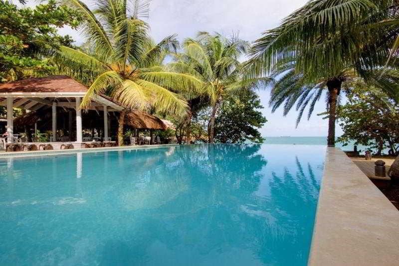 Coconut Beach Club Resort St. John's Екстериор снимка